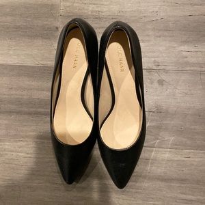 Cole Han kitten heel pumps, size 6.5